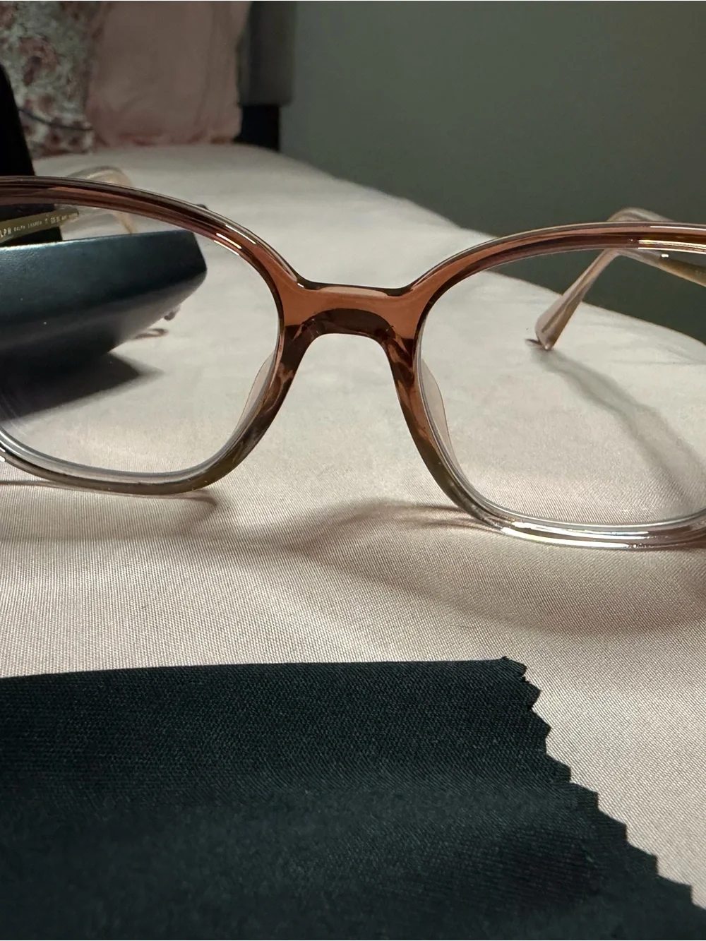 Pink Transparent Cat-Eye Reading Glasses